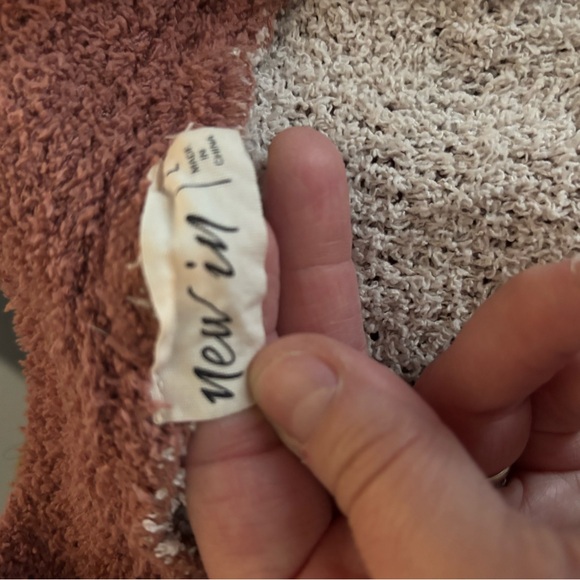 Cardigan - Picture 6 of 6